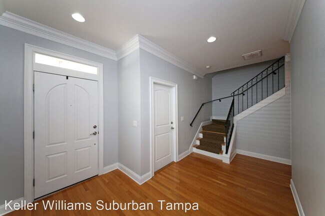 Building Photo - 2 br, 2.5 bath House - 3317 Empedrado St