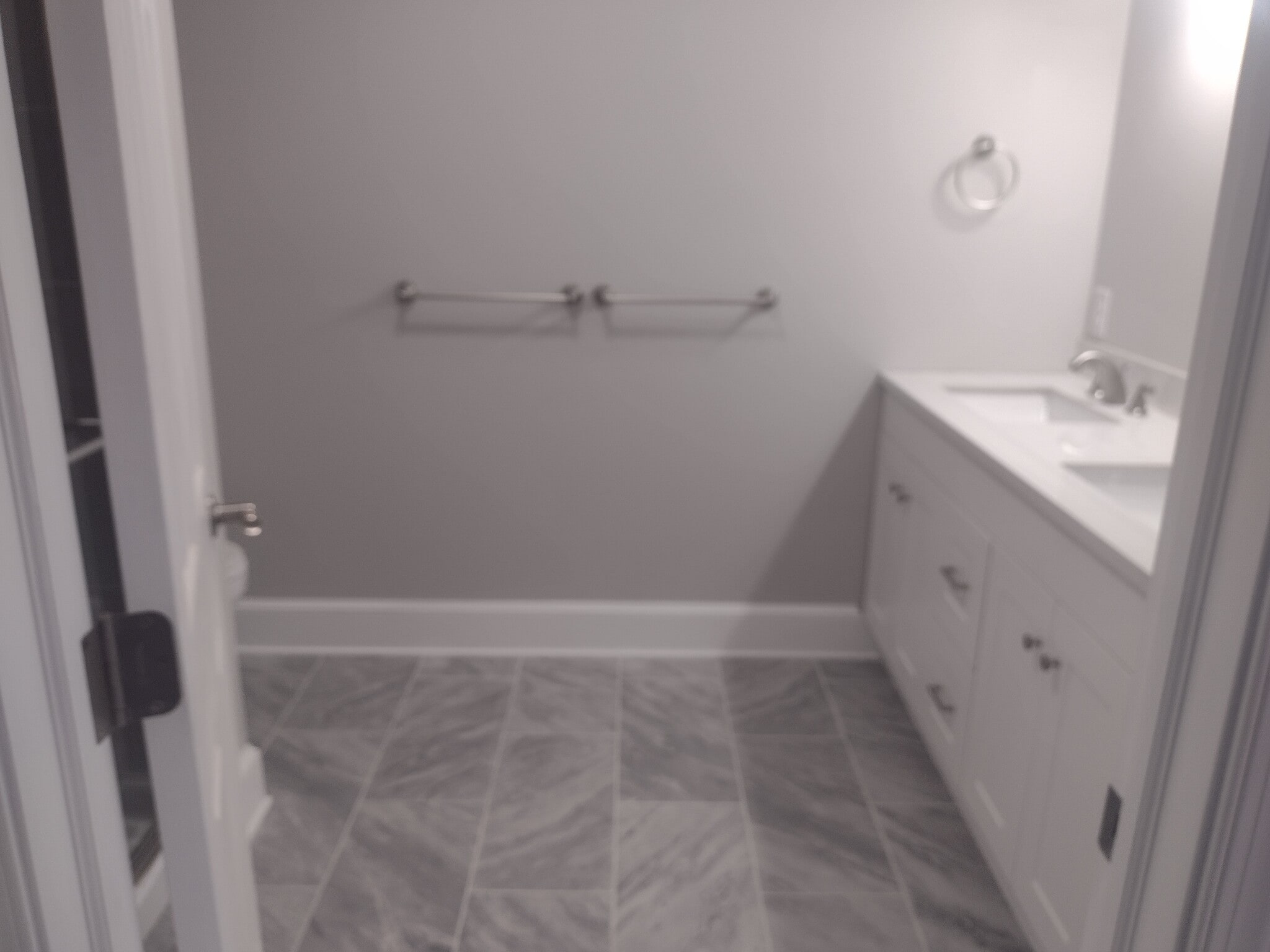 Building Photo - 511 Orchard Ave