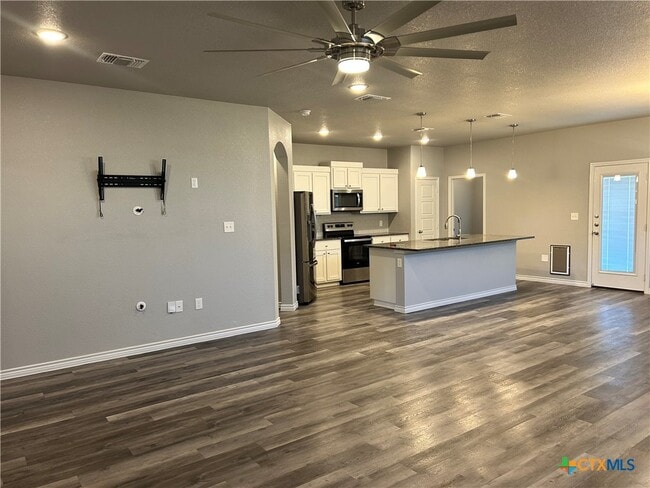Building Photo - 7817 Purvis St