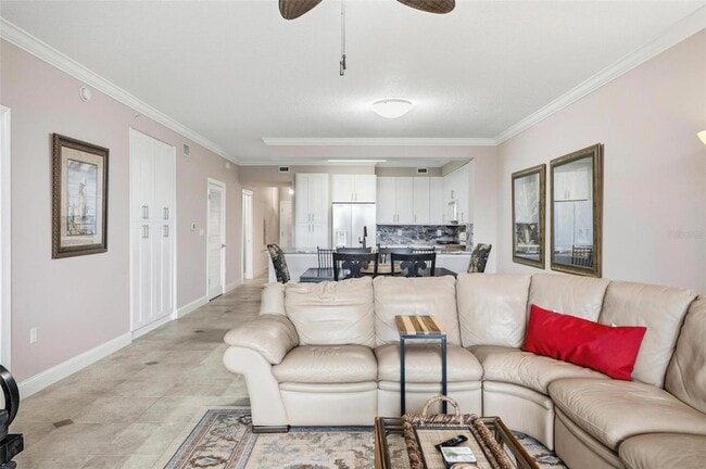 Building Photo - 60 Surfview Dr