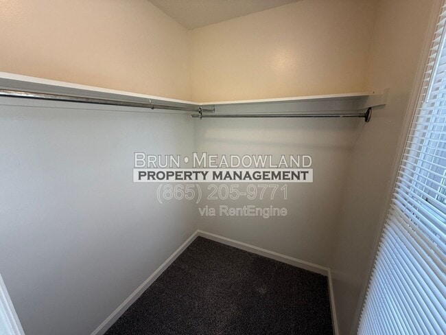 Building Photo - 9116 Parktop Ln NW