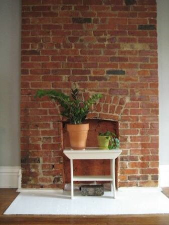Living Room - 2569 Summit St
