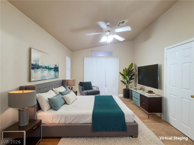 Building Photo - 8217 Broward Ln