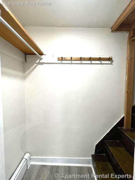 Building Photo - 26 Kenwood St