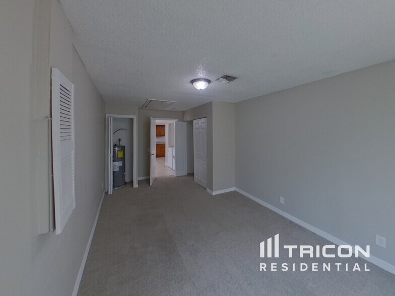 Building Photo - 1624 Crossridge Dr