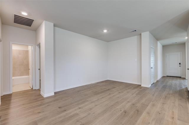 Building Photo - 5237 Sandrine Ave