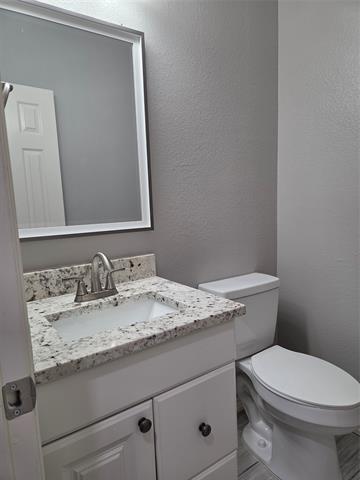 Building Photo - 8613 Heather Ridge Dr