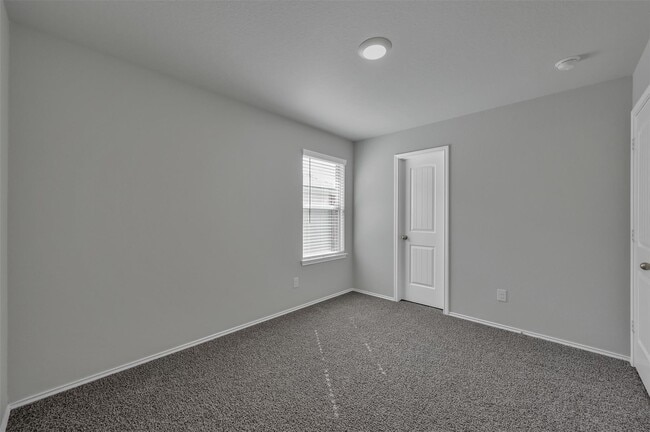 Building Photo - 225 Pecos Dr