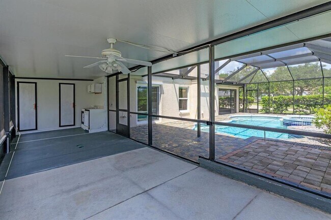 Building Photo - 606 Buckhaven Loop