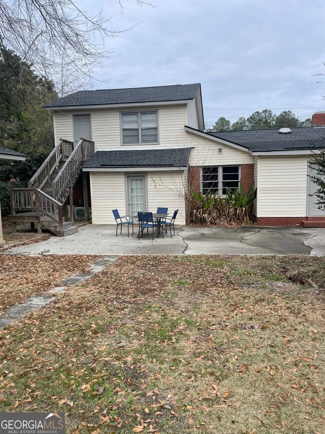 Building Photo - 401 W Parrish St