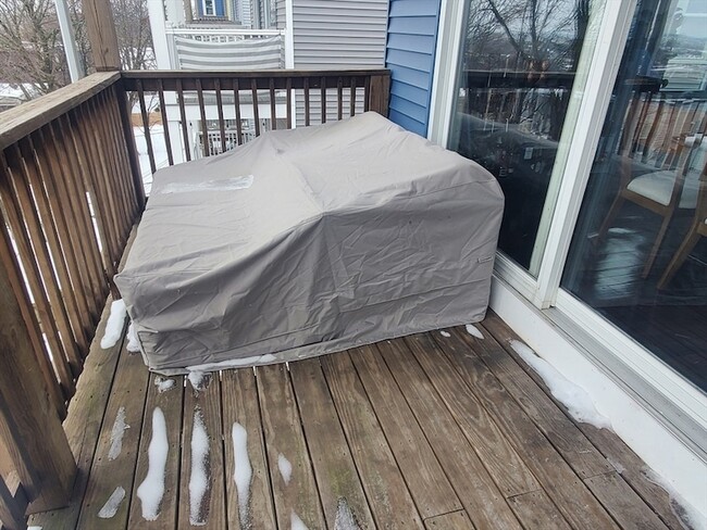 Building Photo - 56 Percival St