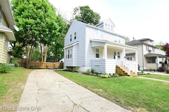 Building Photo - 99 Chippewa Rd
