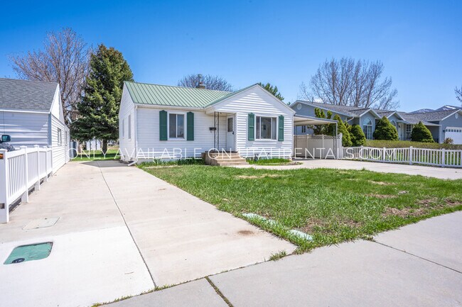 Building Photo - 347 S 500 W