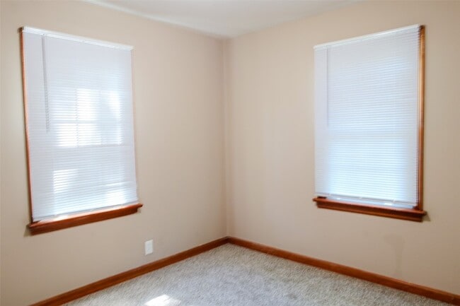 Building Photo - 1116 Bliss Dr
