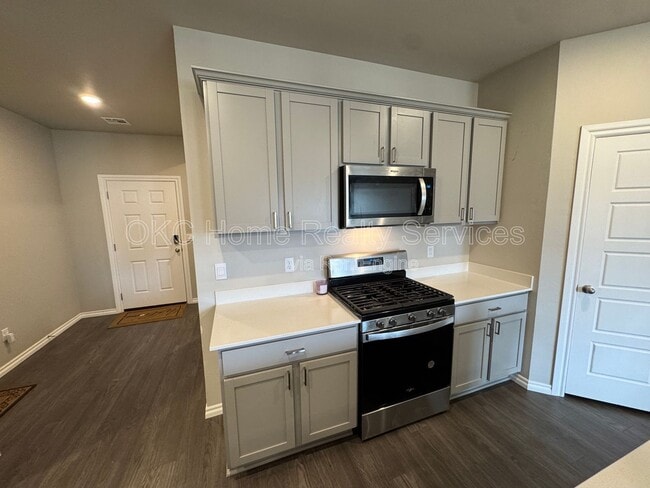 Building Photo - 2748 Alice Wy