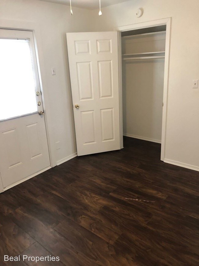 Building Photo - 2 br, 1 bath House - 1520 Broadmoor B