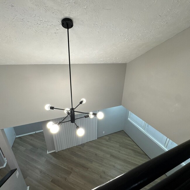 Building Photo - Luxurious 2-Bedroom Apartments with Modern...