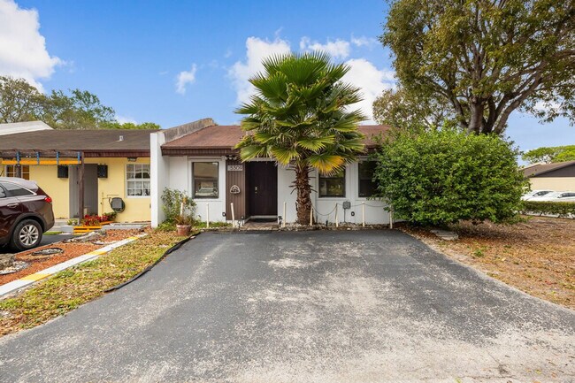 Building Photo - 5310 SW 138th Pl