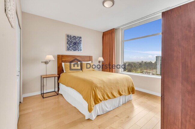 Building Photo - 475 Redwood St