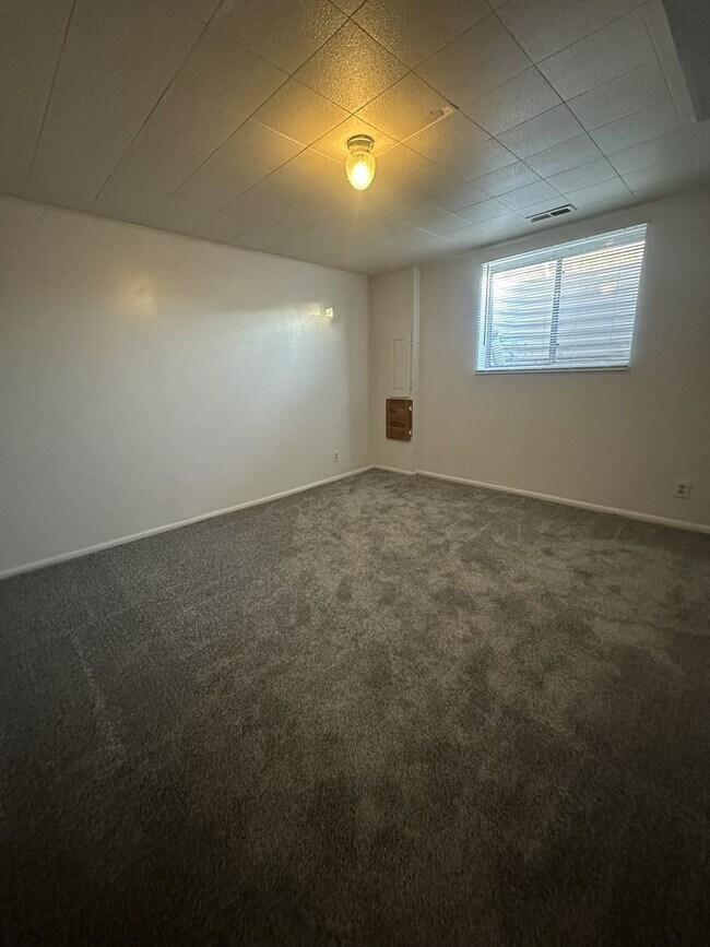 Building Photo - 3429 Quincy Ave