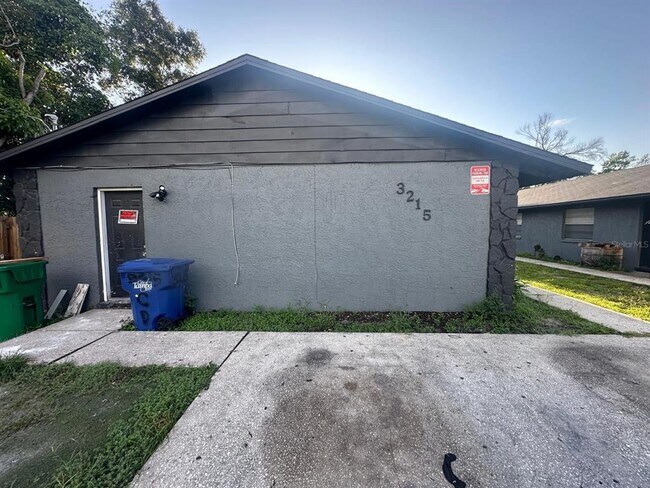 Building Photo - 3215 N 49th St