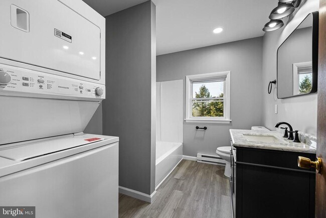 Building Photo - 1480 Seven Valleys Rd