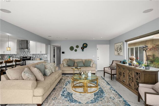 Building Photo - 805 Ocean Ave