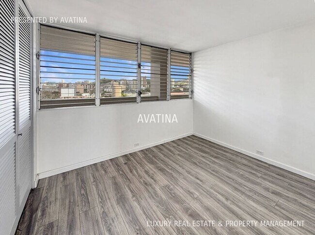 Building Photo - 1212 Punahou St