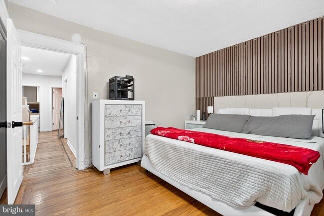 Building Photo - 1120 Haworth St