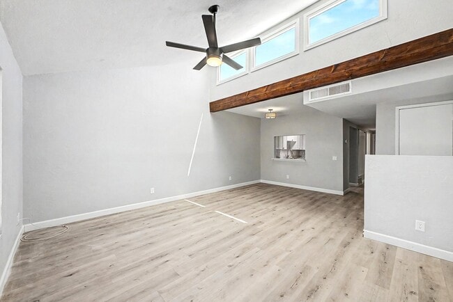 Building Photo - 3455 E Pima St