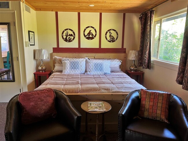 Building Photo - ROSE TREE INN  - UPTOWN SEDONA - FURNISHED...