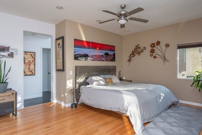 Building Photo - 4719 Coronado Ave