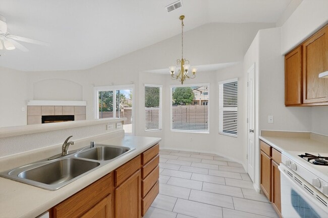 Building Photo - 3305 Tin Cup Rd