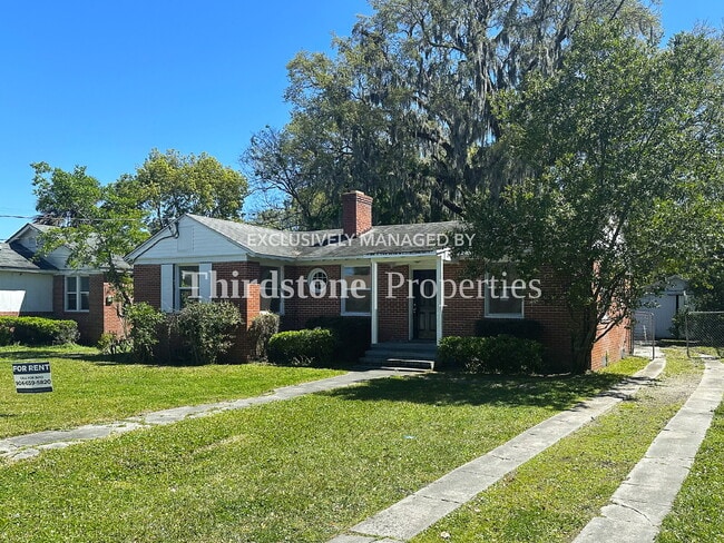 Primary Photo - 8121 Hawthorne St
