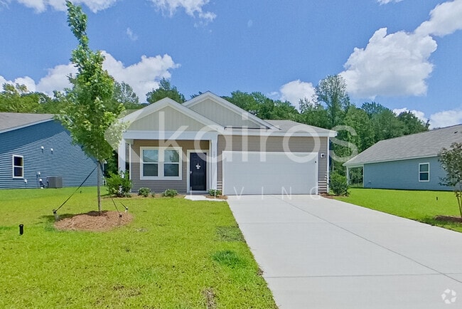 Building Photo - 644 Castillo Dr