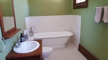 Building Photo - 628 W Yandell Dr