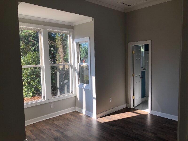 Building Photo - 106 Corbett St