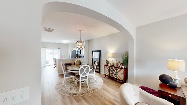 Building Photo - 13445 Calloway Glen Dr