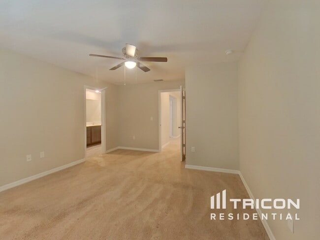 Building Photo - 1596 Wynford Cir