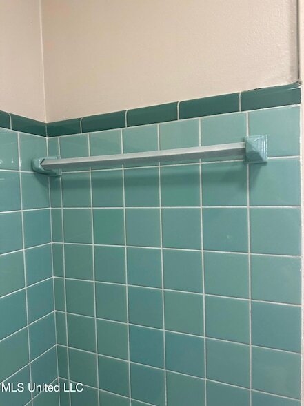 Building Photo - 3564 Cowan Pl