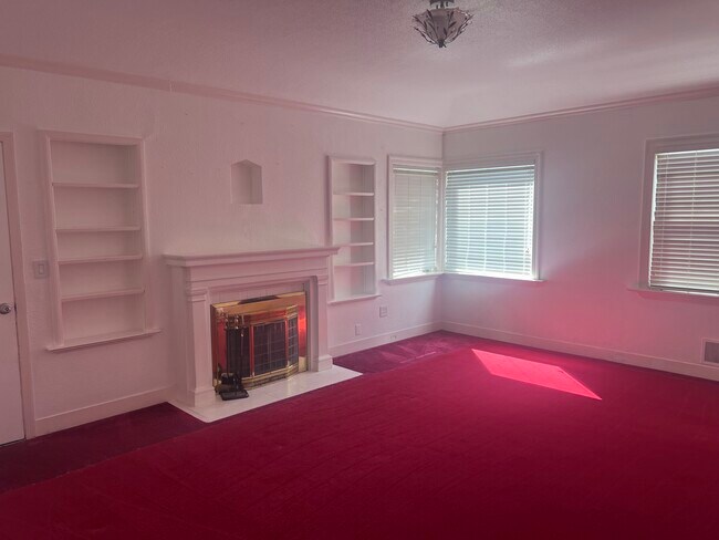 Primary Photo - 140 San Benito Ave