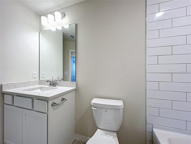 Building Photo - 431 Meadowland Pt
