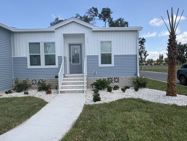 Building Photo - 1630 Voyager Dr