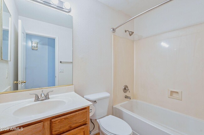 Building Photo - 43741 W Wade Dr