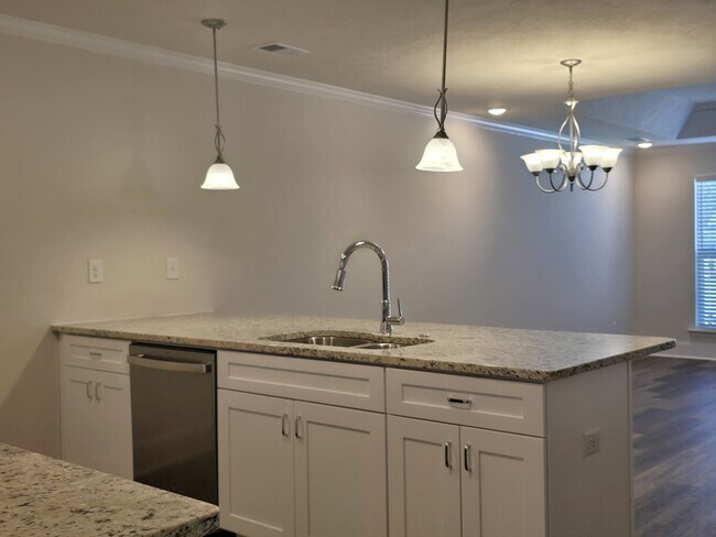 Building Photo - 8047 Bannock Cir
