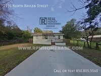 Building Photo - 2310 N Baylen St