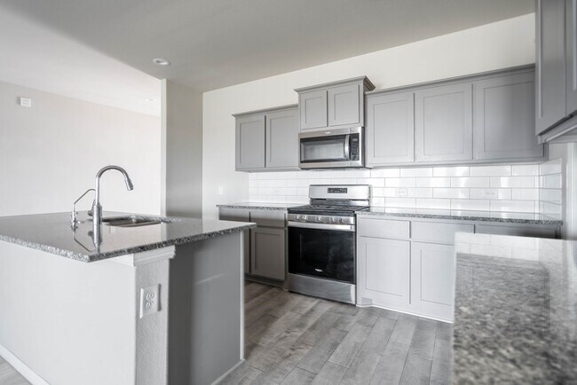 Building Photo - 7108 Buckwheat Rd