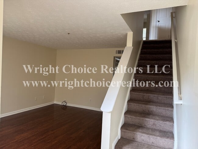 Building Photo - 2256 Wellington Cir