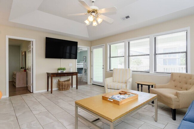 Building Photo - 741 Fort Fisher Blvd N