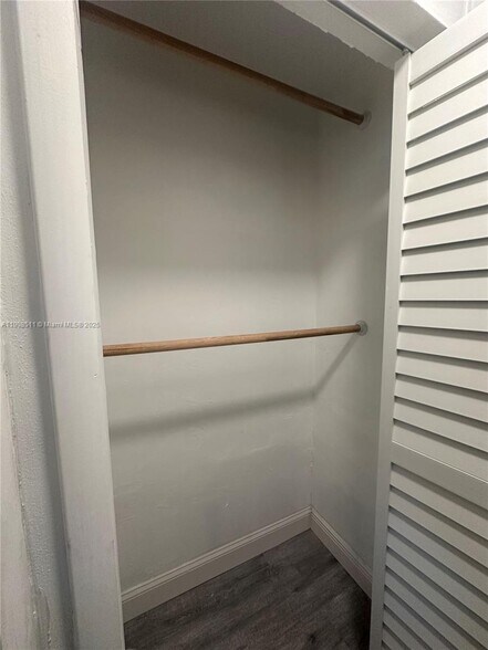 Building Photo - 2800 NE 203rd St